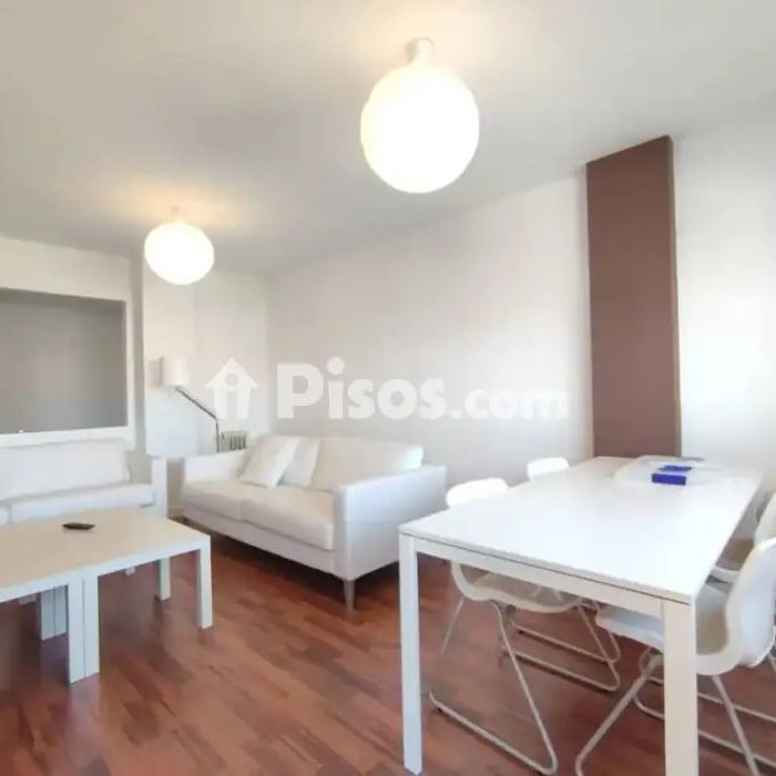 Piso en alquiler en Hospital-Parque Sur - Foto 1