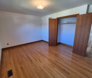 For Lease - 256 Cocksfield Avenue Unit# Rm 2, Toronto, Ontario - Photo 4