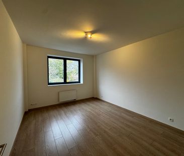 Gerenoveerde woning met 3 slaapkamers en tuin - Foto 1