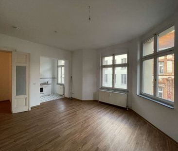 Altbaucharme pur: 2-Raum-Wohntraum mitten in der Altstadt! - Photo 1