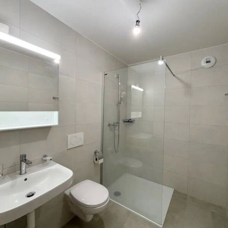 Beautiful modern apartment - Photo 4