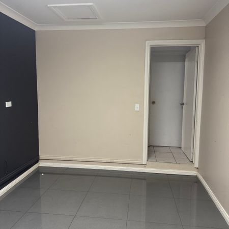 Toongabbie - Photo 4