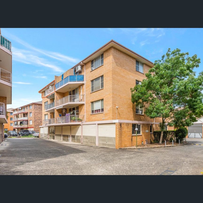 Riverside Living with Space & Convenience in Liverpool - Photo 1