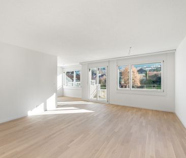 Finally at home! Your newly renovated dream home in Ebikon - Photo 5