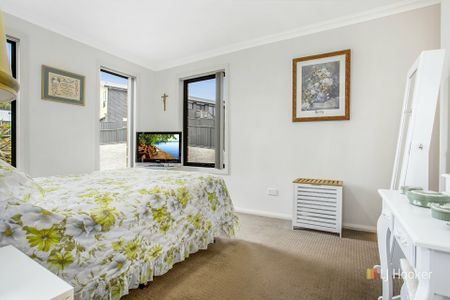 1/5 Erskine Way, DEVONPORT - Photo 5