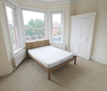 1 bed flat to rent in Bushey Hall Road, Bushey, WD23 - Photo 4