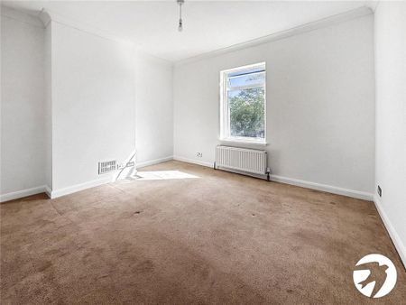 2 bedroom end of terrace house to rent - Photo 5