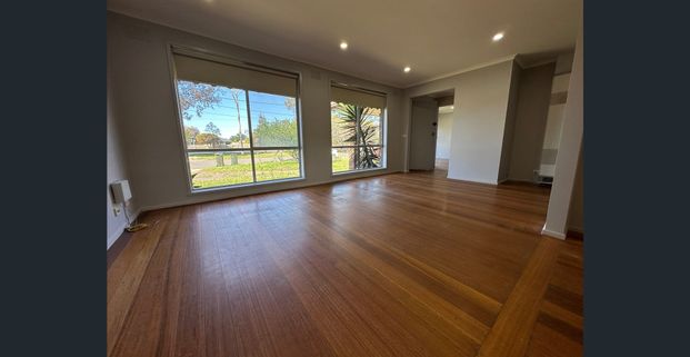 Surrounded by amenities - Photo 1