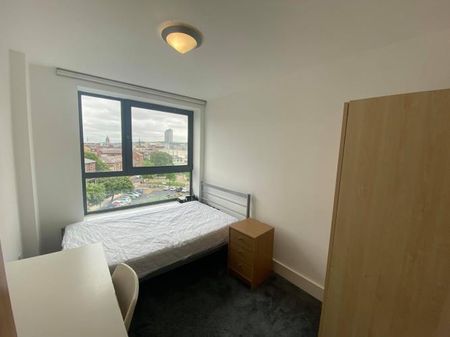 Student Apartment 2 bedroom, City Centre, Sheffield - Photo 4