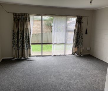 Cozy 2 Bedroom 1 Bathroom Unit - Photo 1