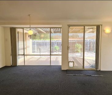 Coastal Cul-de-Sac Living - Photo 1