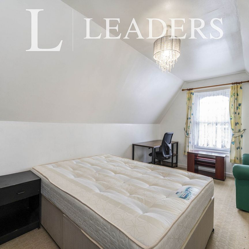 1 bedroom apartment to rent Albany Road, Southsea, Hampshire, PO5 - Photo 1