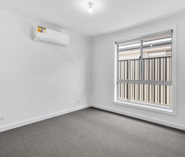 34 Knight Court, Munno Para Downs SA 5115 - House For Rent - $580 |... - Photo 1