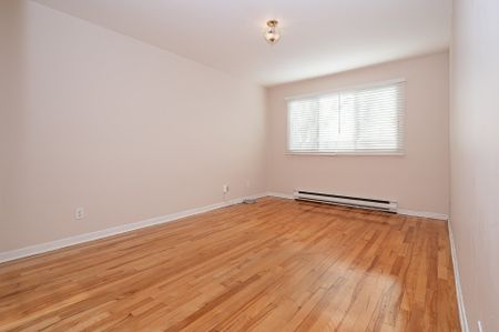 Condo for rent, Montréal (Saint-Léonard) - Photo 4