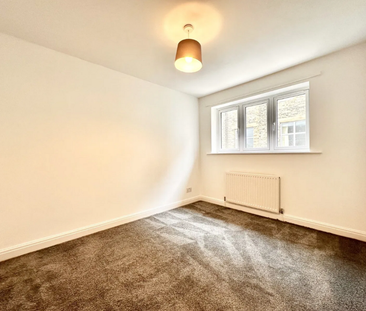 5 bedroom semi-detached house to rent - Photo 5