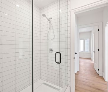 For Lease - 18 Keewatin Avenue Unit# 1, Toronto, Ontario - Photo 3