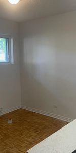 logements 3 1/2 ville St-Laurent tout inclus !! - Photo 3