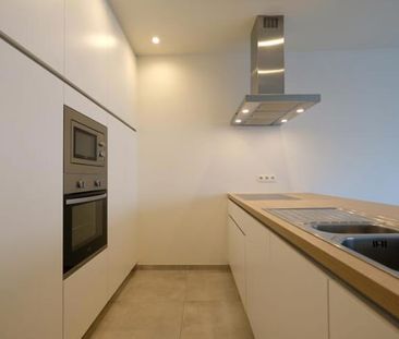 Appartement te huur - Foto 2