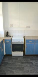 Room in a Shared Flat, Broomfield Street, E14 - Photo 3