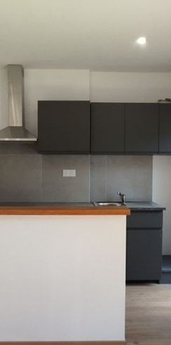 T1 - Photo 1