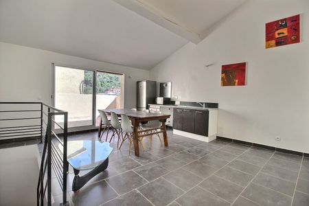 T3 en duplex de 66m², - Photo 3
