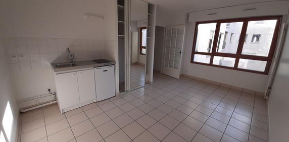 location Appartement T1 DE 26.8m² À BOULOGNE - Photo 2
