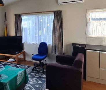 Mangere, 3 Bedrooms - Photo 5