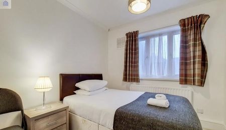 4 bedroom terraced house to rent - Photo 4