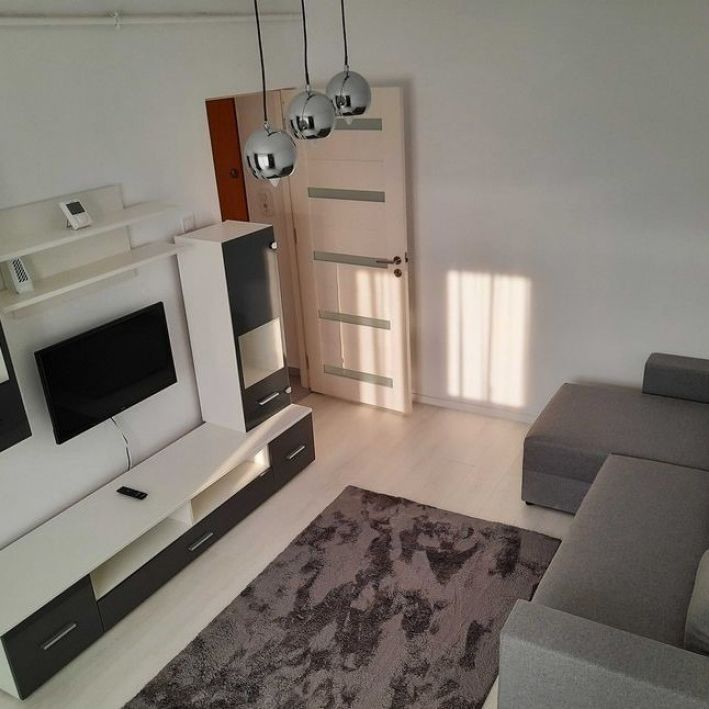 Spre inchiriere garsoniera situata pe Calea Victoriei - Fotografie 1