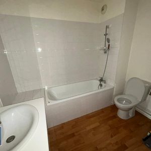 Location Appartement 1 pièce 27m² LAVAL 53000 - Photo 2