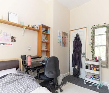 5 bedroom terraced house to rent - Photo 2