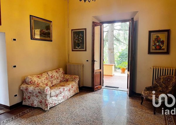 Via San Martino Altoreggi, Figline e Incisa Valdarno, Tuscany 50063