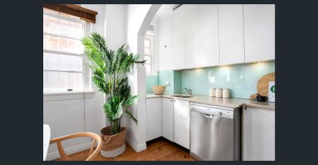 Charming Bondi Art Deco Apartment - Photo 5