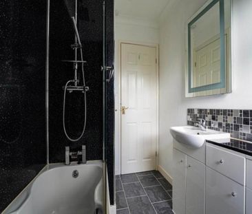 2 bedroom terraced house to rent - Photo 6