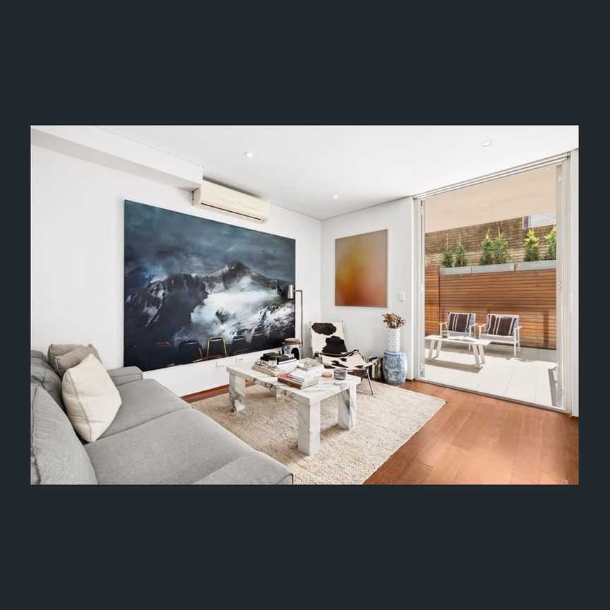 Luxury House-like Apartment in superb location - Photo 1