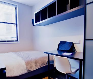 3 Bed 1 Bath - Photo 3