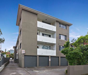 Spacious 2 Bedroom apartment - Photo 3