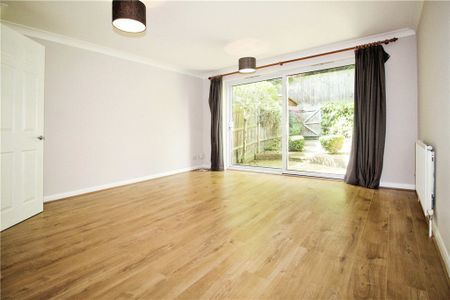 Marcus Court, Heathside Road - Photo 2