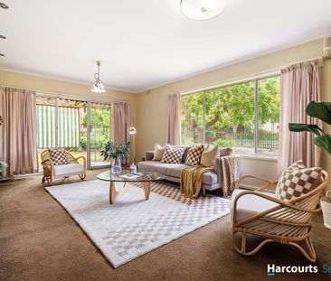 Spacious Family Home on a Generous Block in Quiet Forest Hill Location - Photo 1