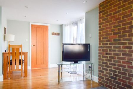 1 bedroom bungalow to rent - Photo 2