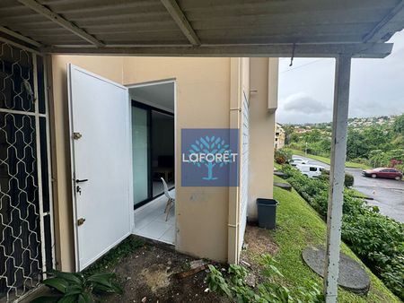 Appartement T1 Schœlcher à louer - Photo 5