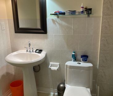 For Lease - 32 Four Seasons Crescent Unit# Walkout BASEMENT, Newmar... - Photo 4