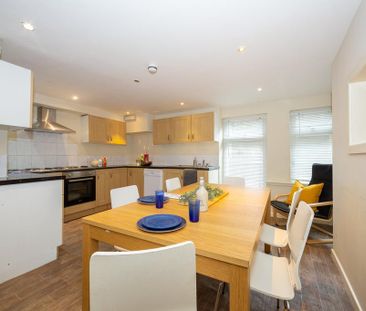 1 bedroom in a house share to rent - Photo 4