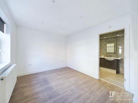 3 Bedroom Terraced House - Photo 5