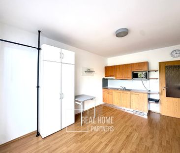 Pronájem bytu 1+kk a garsoniéry 30 m² - Photo 1