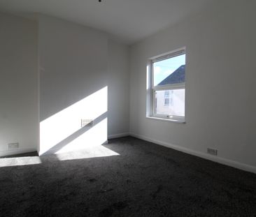 2 bedroom House for rent - Photo 4