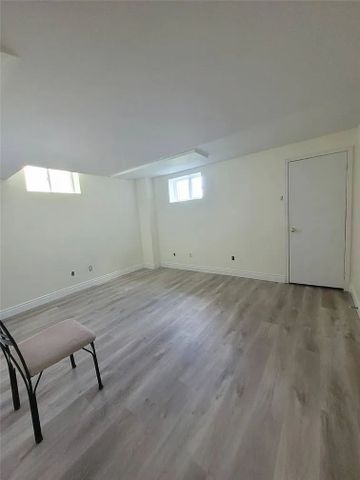 For Lease - 39 Candlebrook Crescent, Toronto, Ontario - Photo 2