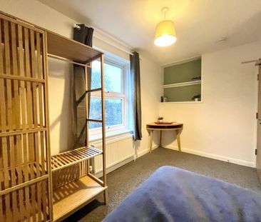 1 bedroom in a house share to rent - Photo 6