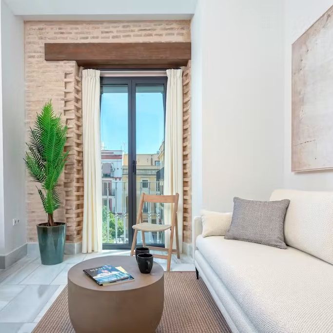 Calle San Vicente, Sevilla, Andalusia 41002 - Photo 1