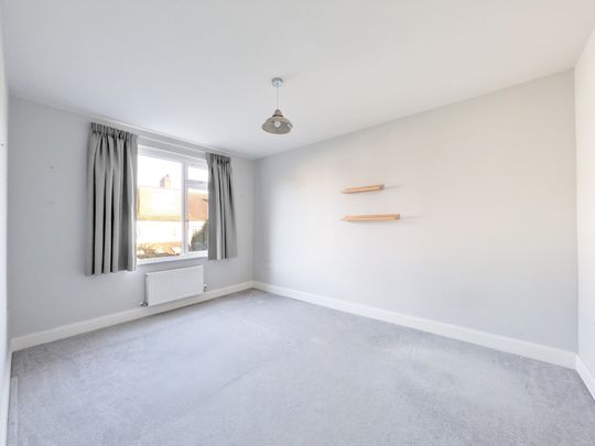 Lavengro Road, London, SE27 - Photo 1